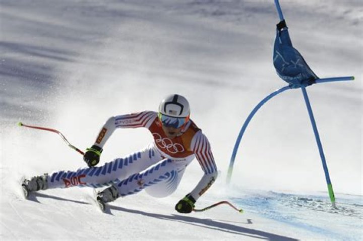Can you follow athletes on WHOOP?