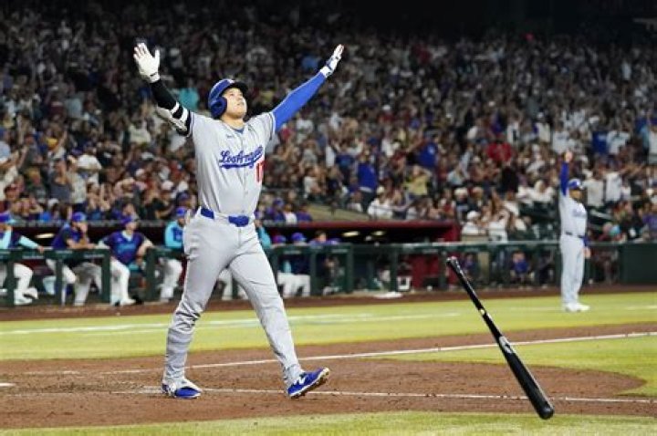 Did Pete Rose hit leadoff?