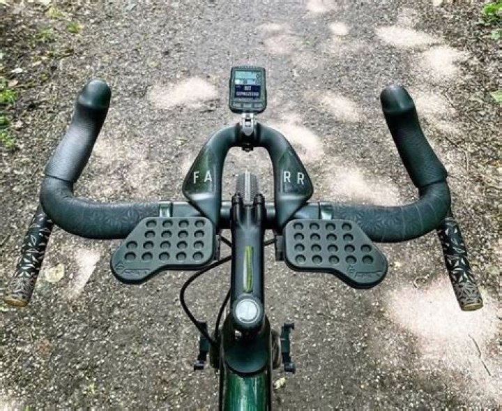 How deep should aero wheels be?