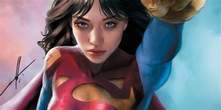 Is Naomi a Kryptonian?