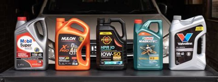Which engine oil is best for old car?